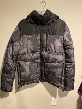 Super Dry Mens Quilted Everest Black Gray Camo Winter Jacket Outerwear Sz XL